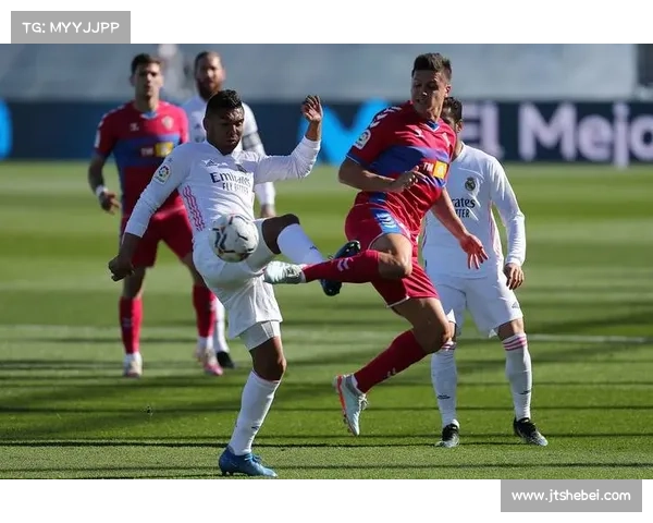 美职联迈阿密国际中场小雷东多转会西甲埃尔切转会费250万美元